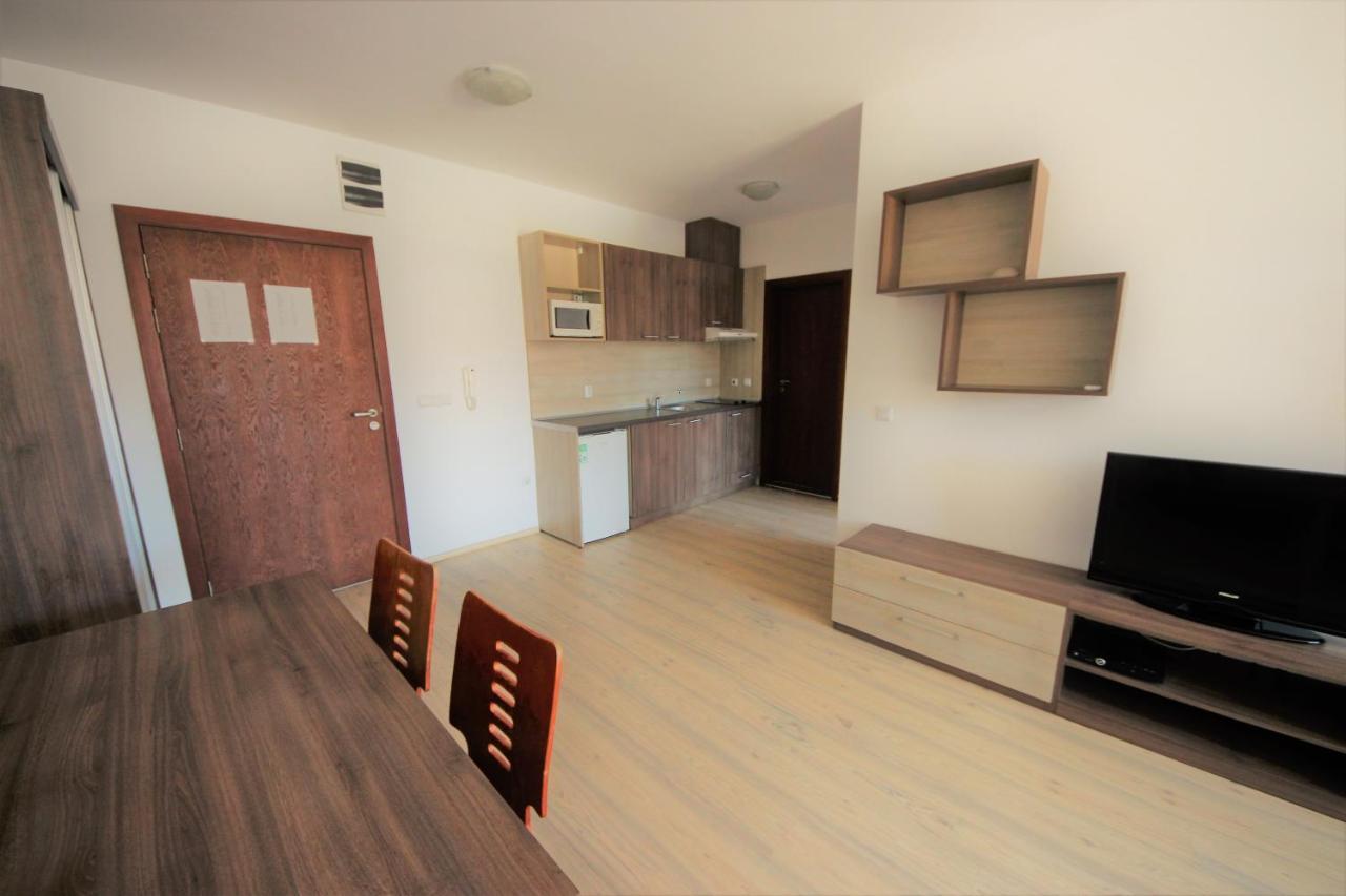 Menada Zornitsa Apartments Сонячний Берег Екстер'єр фото