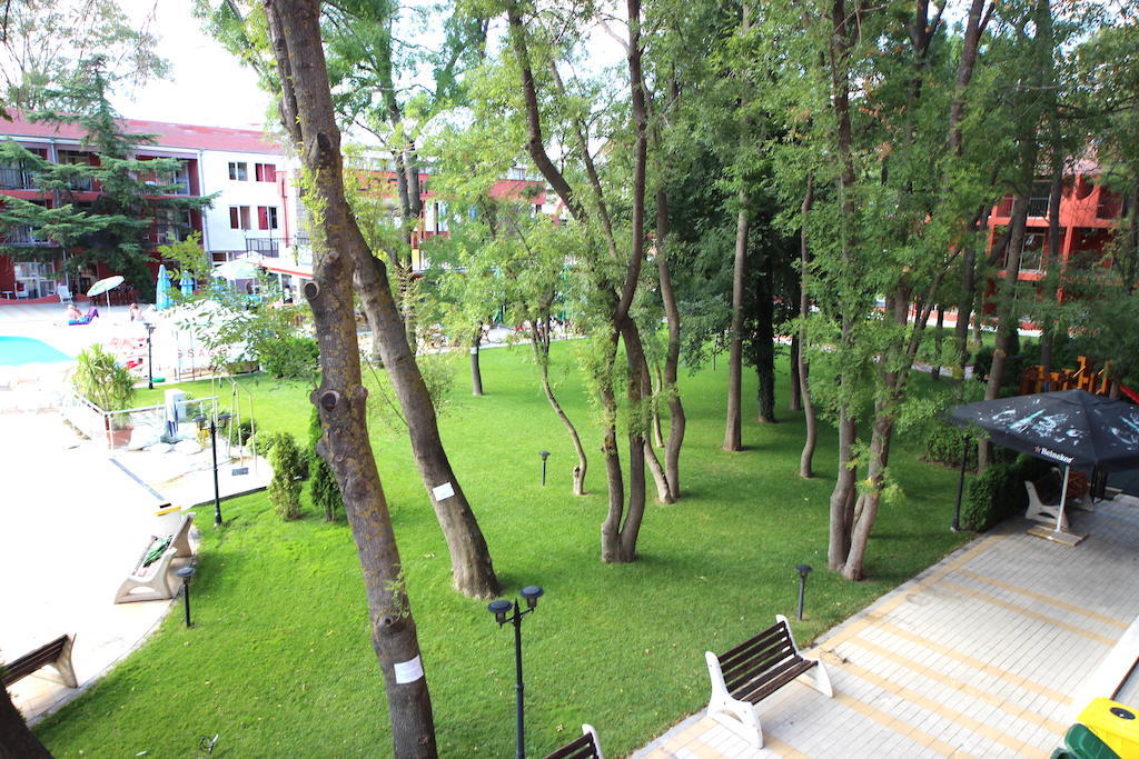 Menada Zornitsa Apartments Сонячний Берег Екстер'єр фото