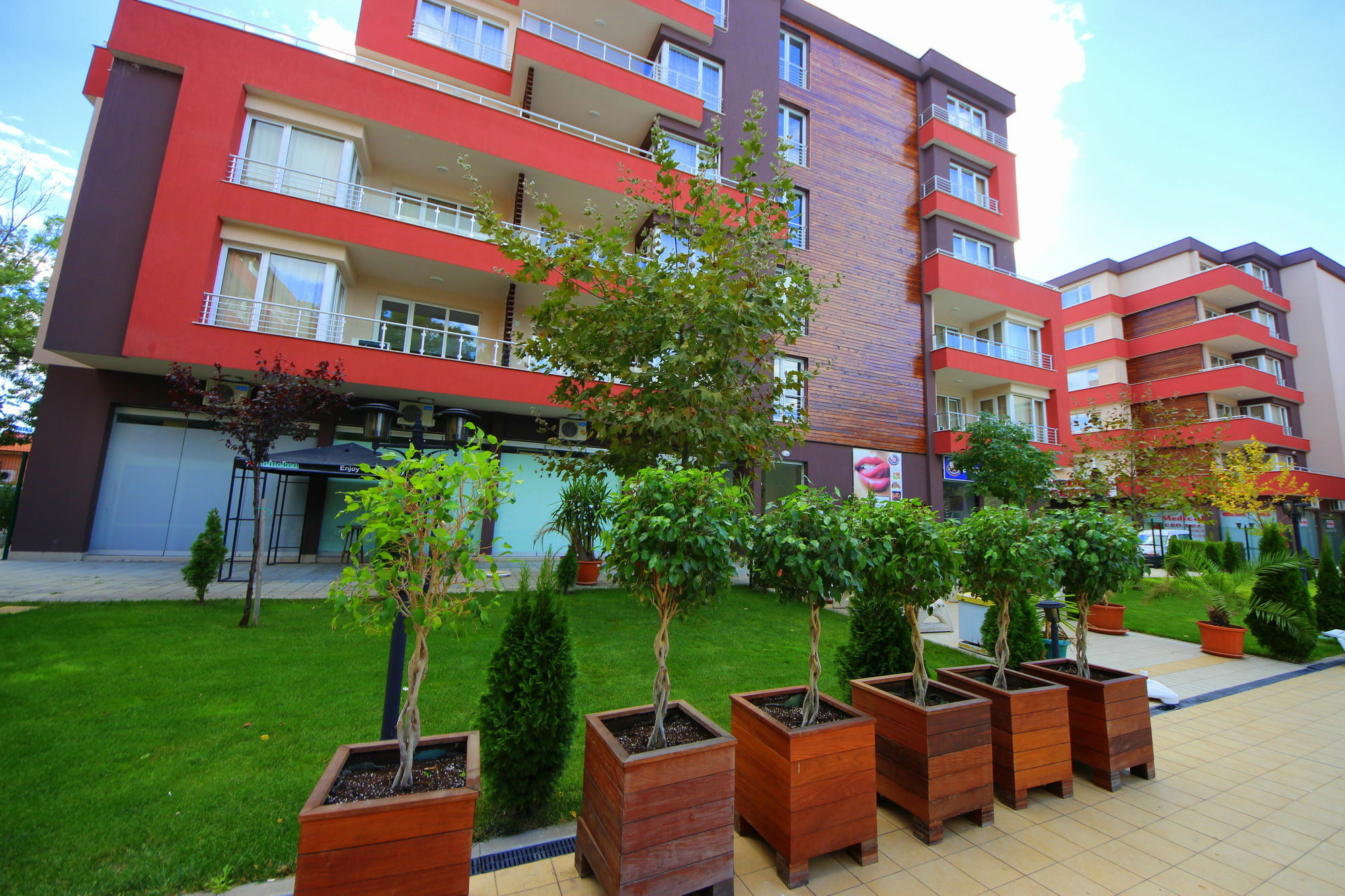 Menada Zornitsa Apartments Сонячний Берег Екстер'єр фото